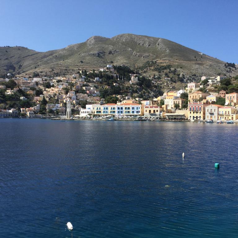 Nikolitsi Studios Symi Exteriör bild
