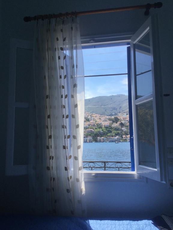 Nikolitsi Studios Symi Exteriör bild