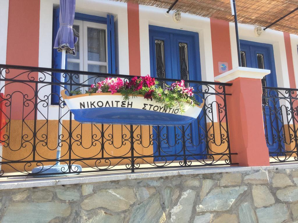 Nikolitsi Studios Symi Exteriör bild